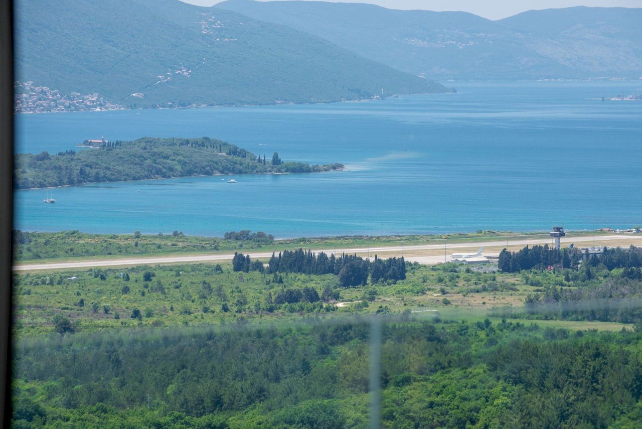 Вилла в Каваче, Черногория, 310 м² - фото 2