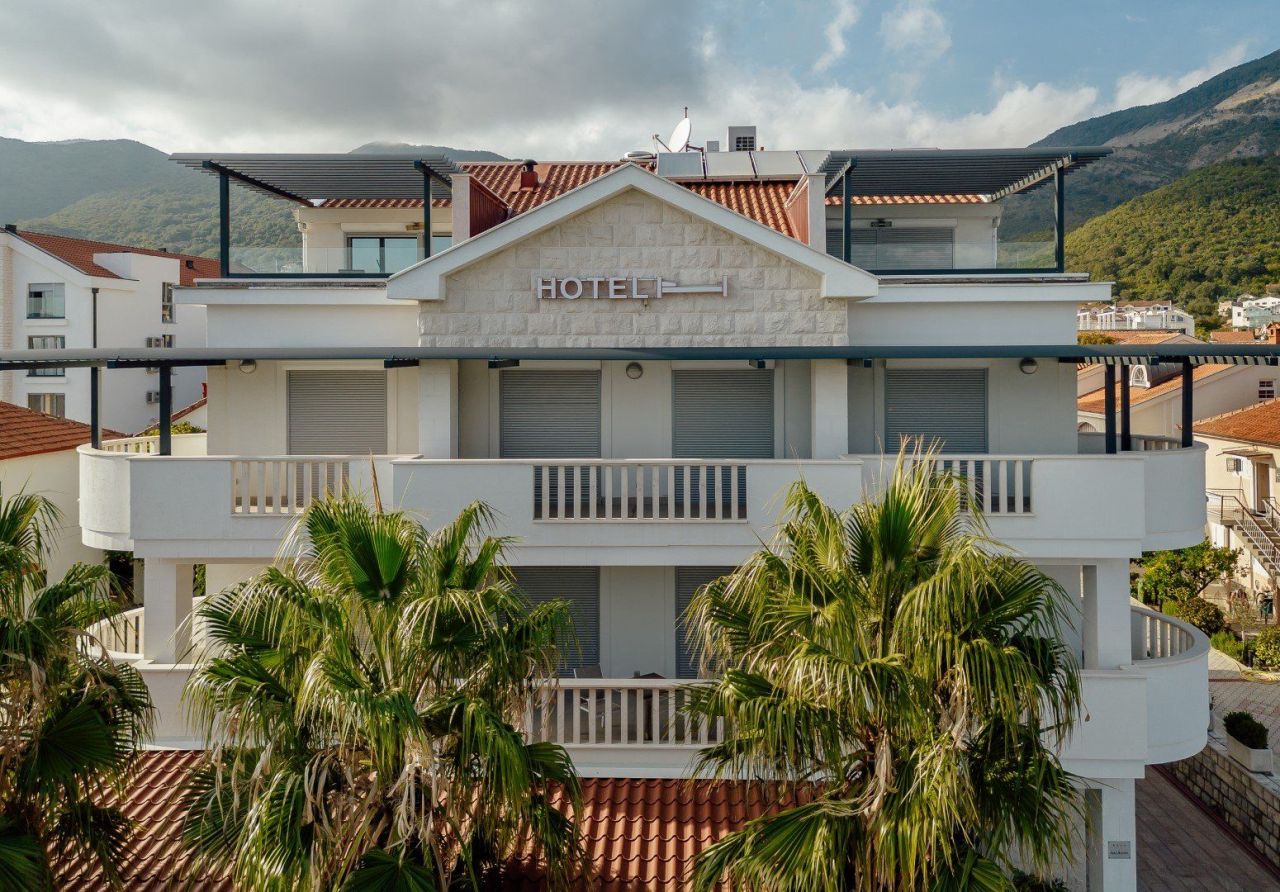 Отель, гостиница в Биеле, Черногория, 784 м² - фото 3