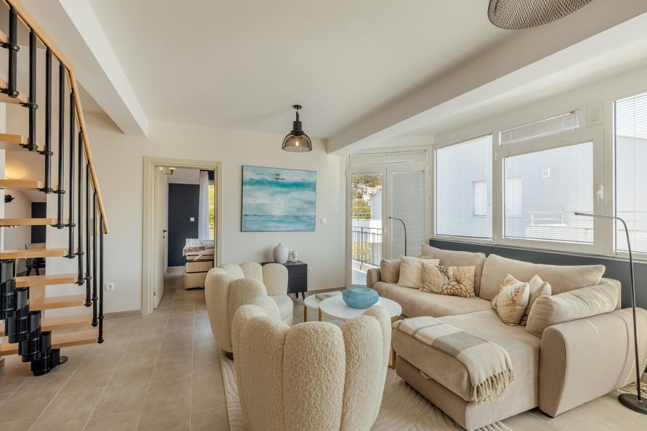 Апартаменты в Херцег-Нови, Черногория, 172 м² - фото 4