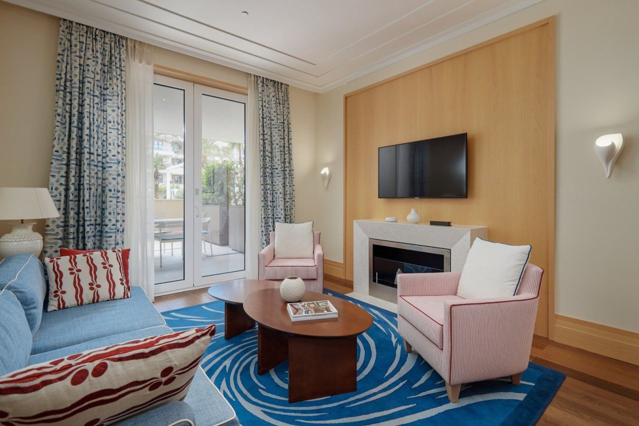 Апартаменты в Тивате, Черногория, 193 м² - фото 4