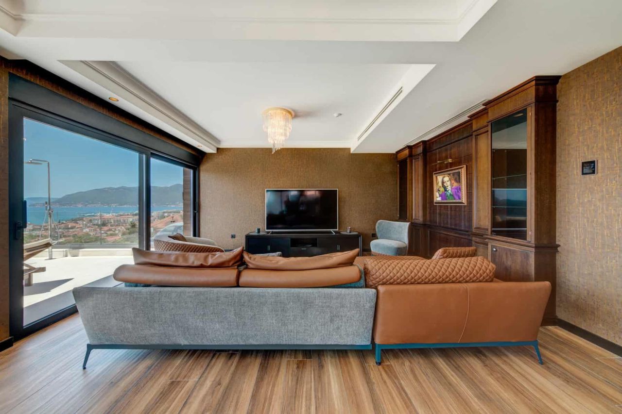 Вилла в Тивате, Черногория, 311 м² - фото 4