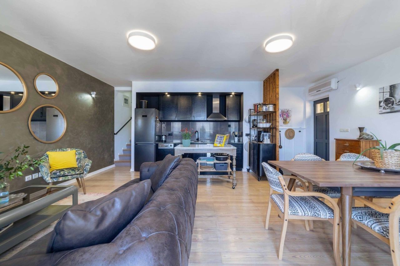 Апартаменты в Крашичах, Черногория, 122 м² - фото 6