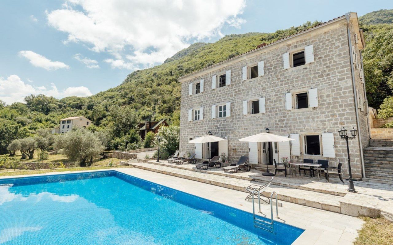 Дом в Прчани, Черногория, 800 м² - фото 6