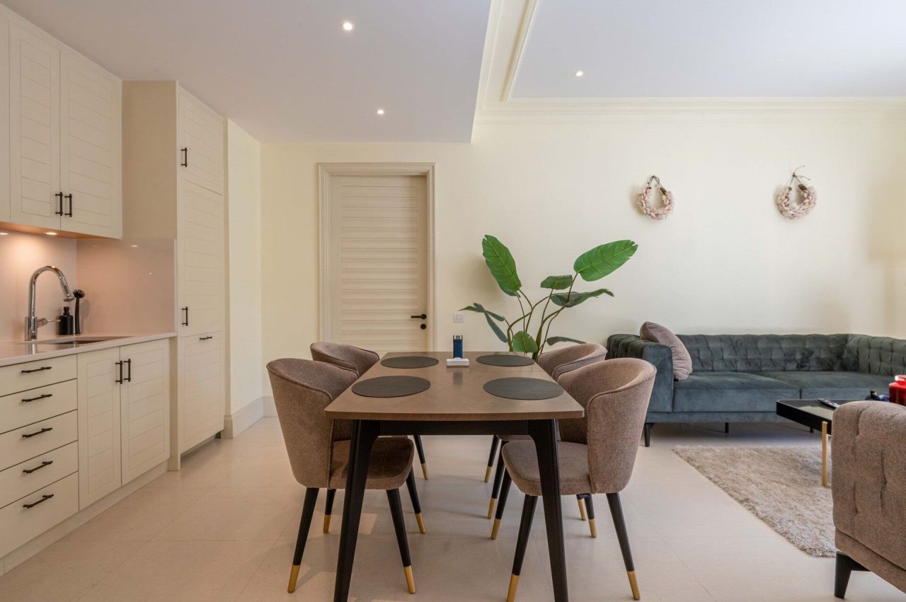 Апартаменты в Тивате, Черногория, 121 м² - фото 6