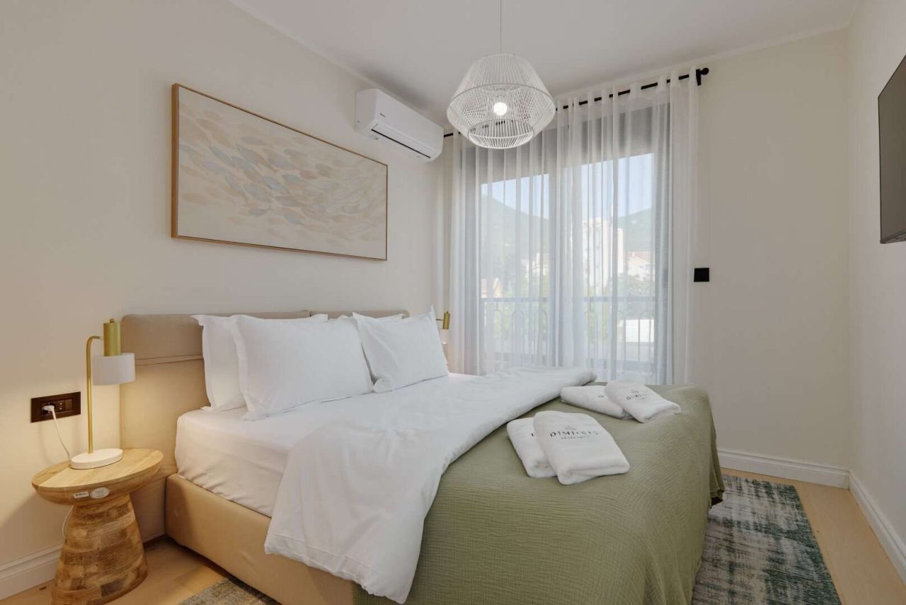 Апартаменты в Тивате, Черногория, 97 м² - фото 7