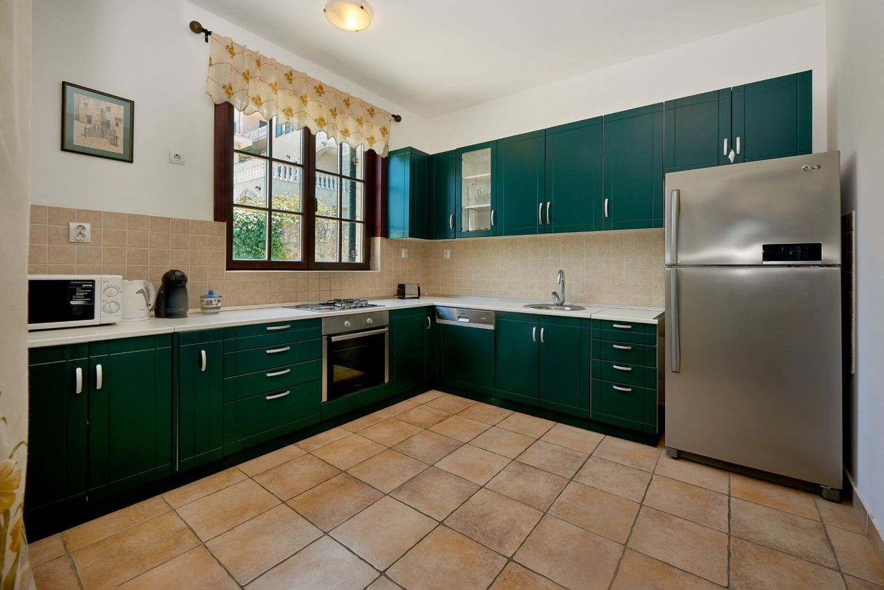 Вилла в Костанице, Черногория, 235 м² - фото 7