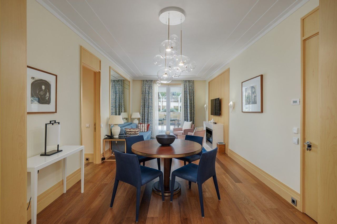 Апартаменты в Тивате, Черногория, 193 м² - фото 7