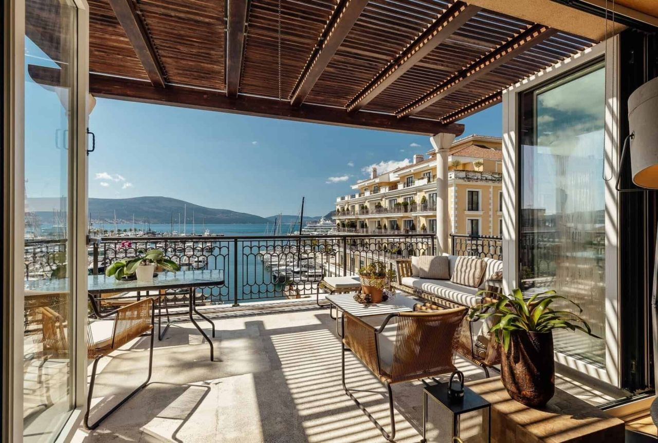 Апартаменты в Тивате, Черногория, 357 м² - фото 8