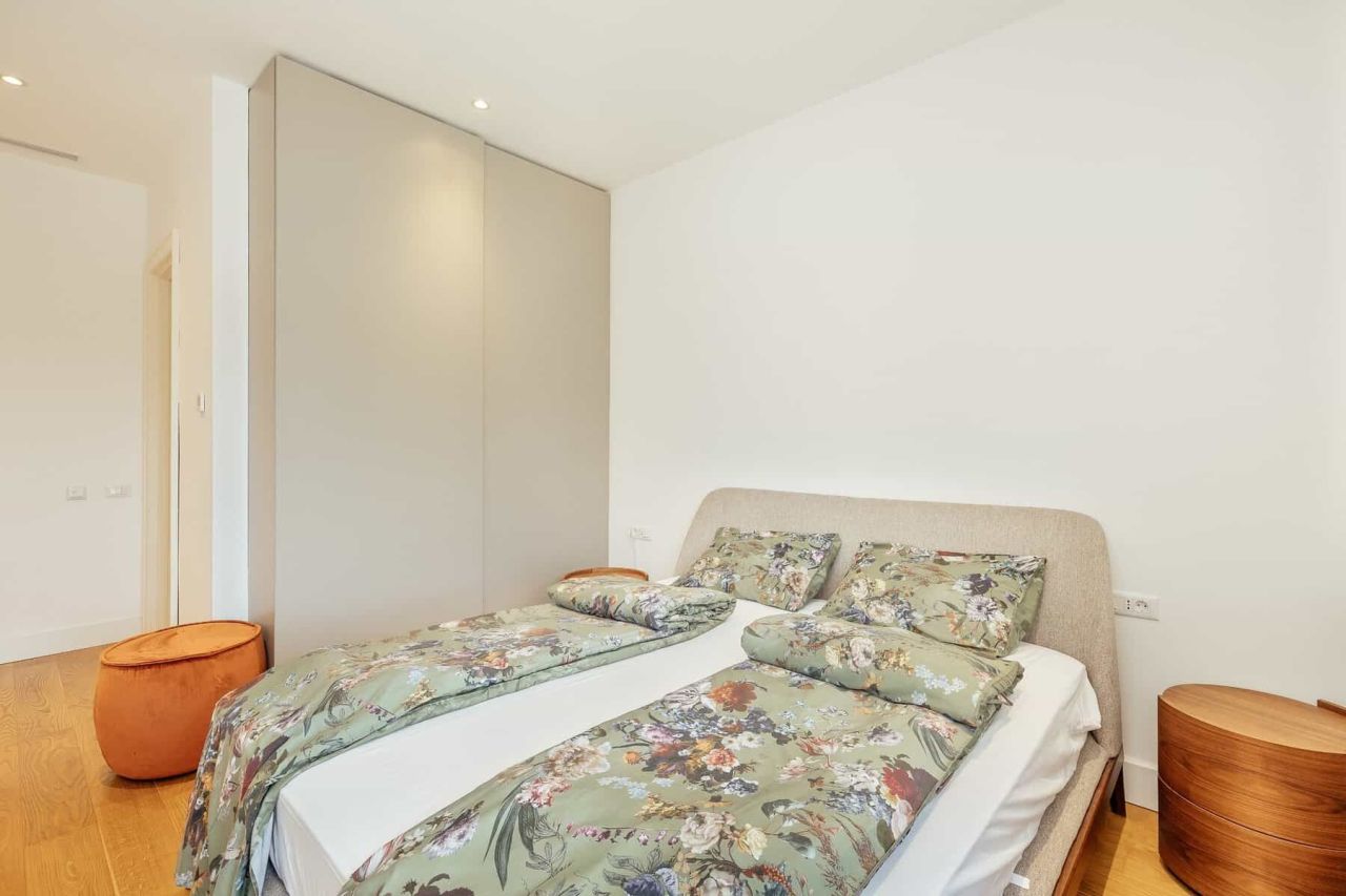 Апартаменты в Тивате, Черногория, 103 м² - фото 9