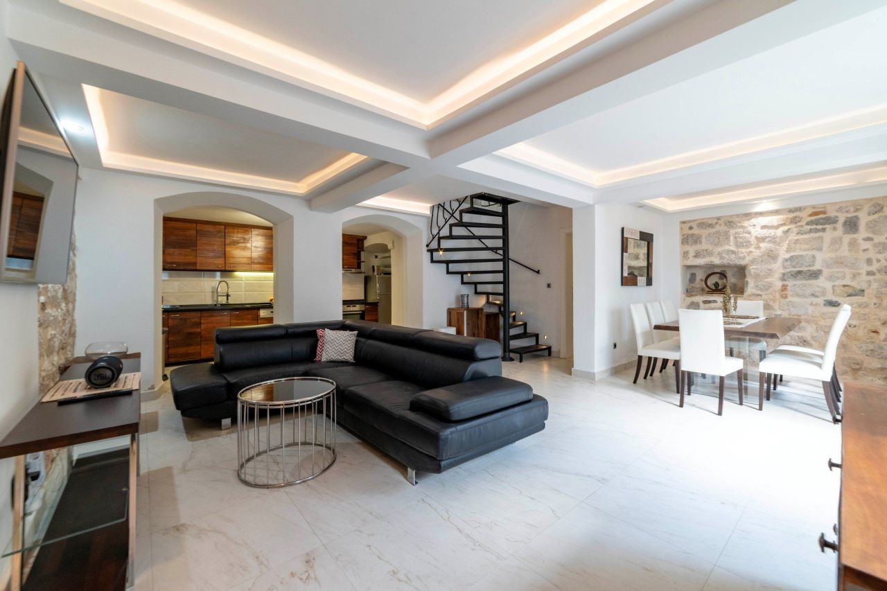 Дом в Перасте, Черногория, 160 м² - фото 9