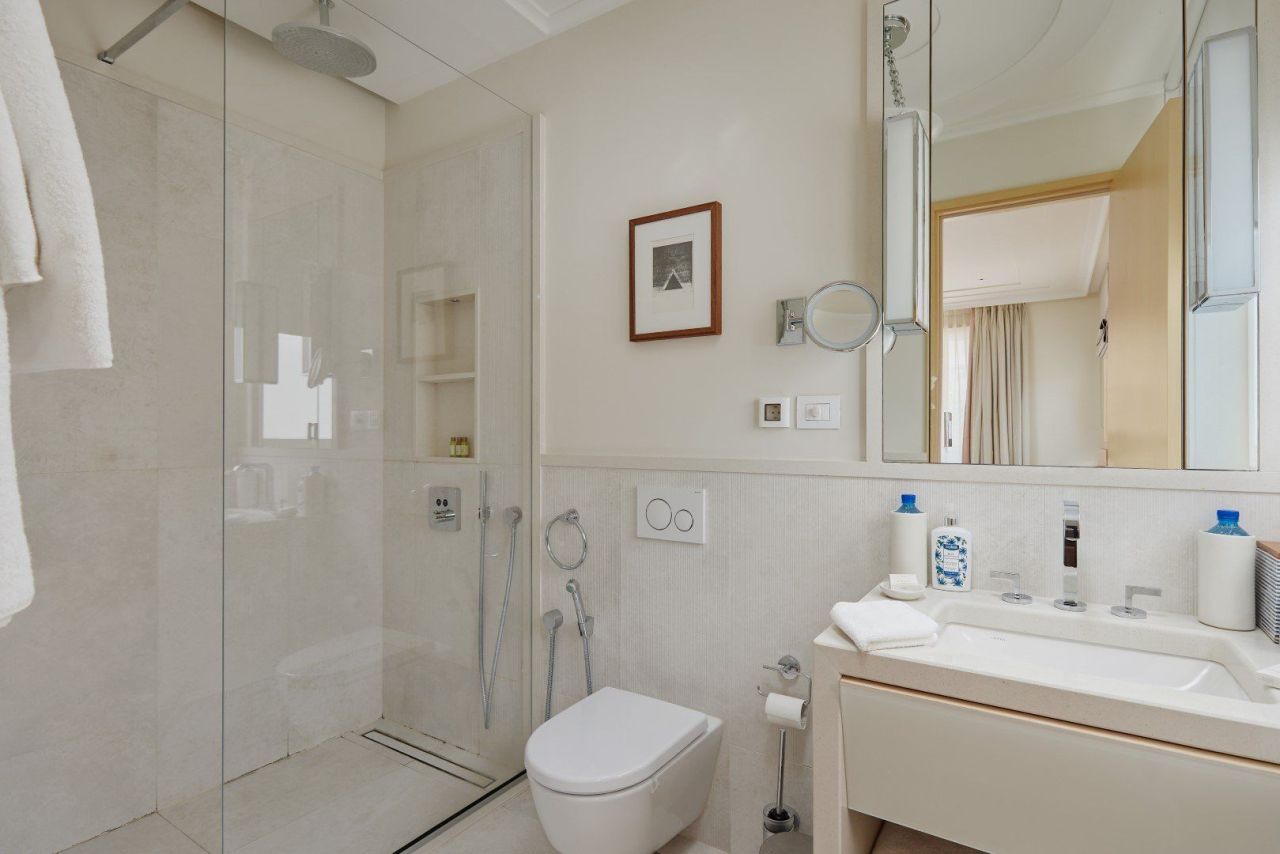 Апартаменты в Тивате, Черногория, 193 м² - фото 9