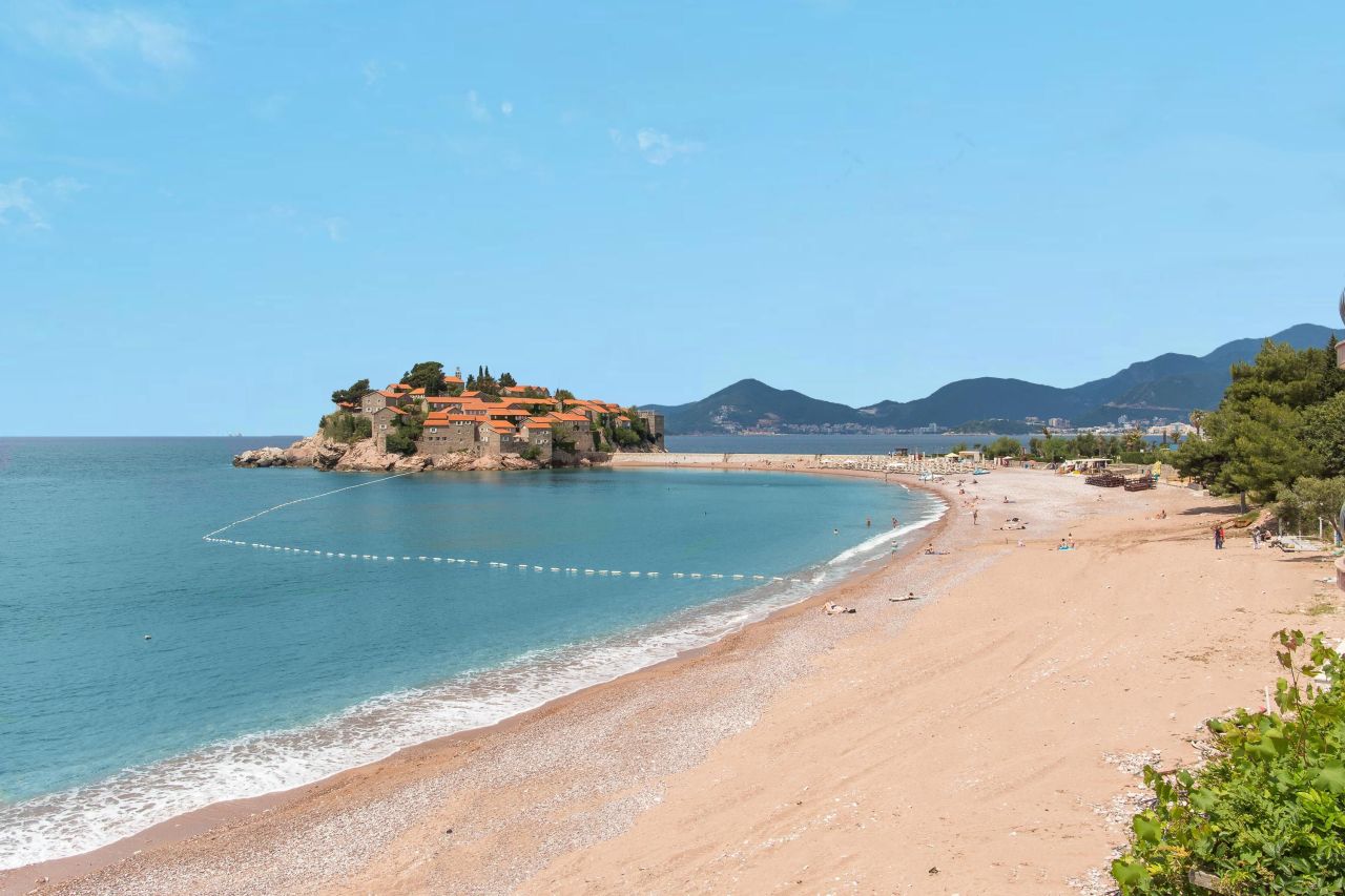 Апартаменты в Святом Стефане, Черногория, 103 м² - фото 10