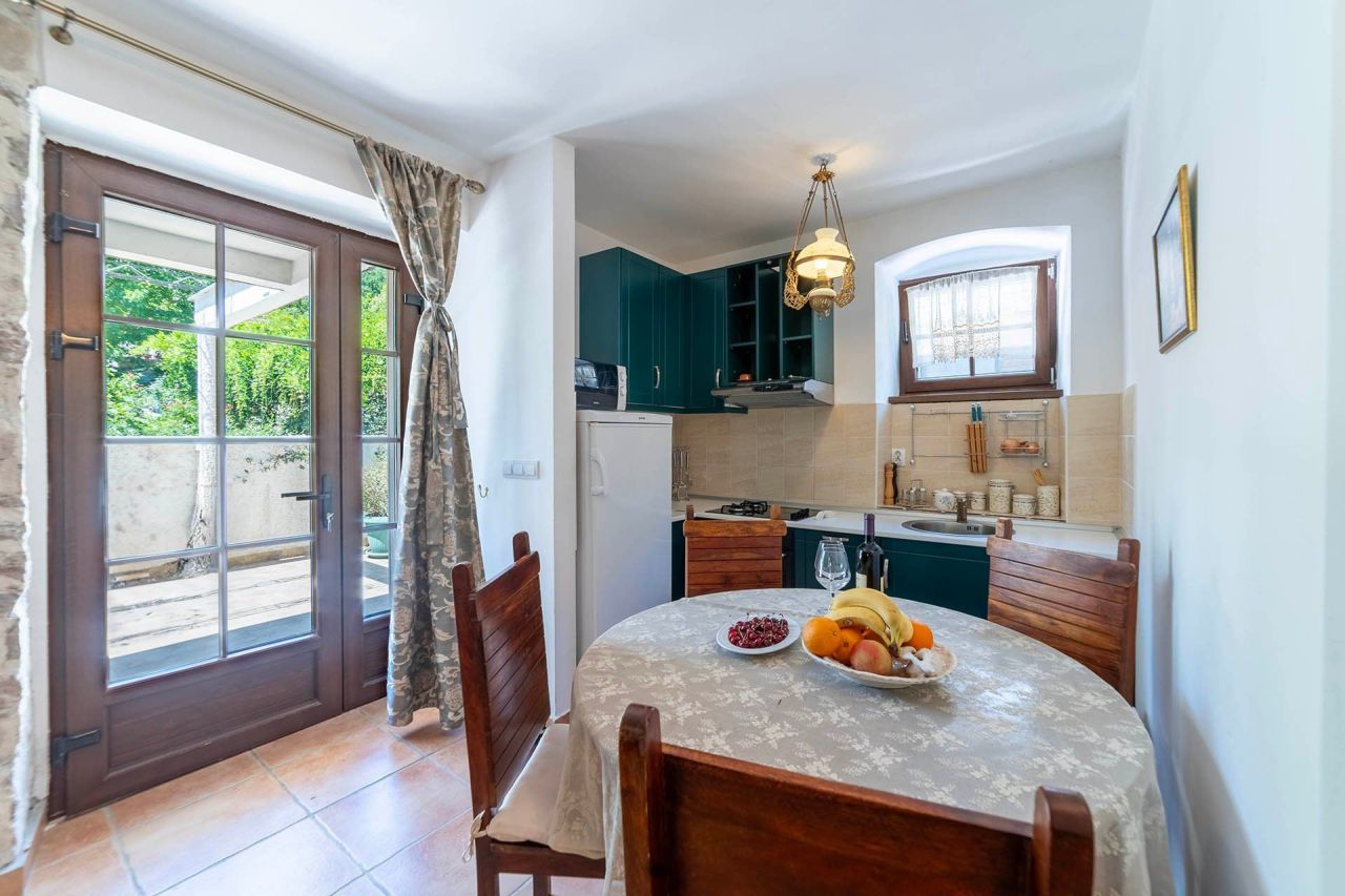 Апартаменты в Которе, Черногория, 112 м² - фото 10