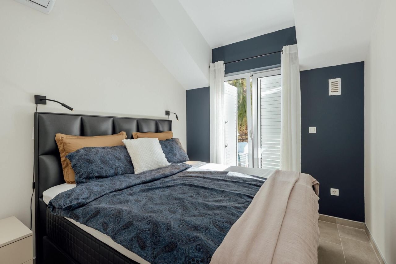 Апартаменты в Херцег-Нови, Черногория, 172 м² - фото 10