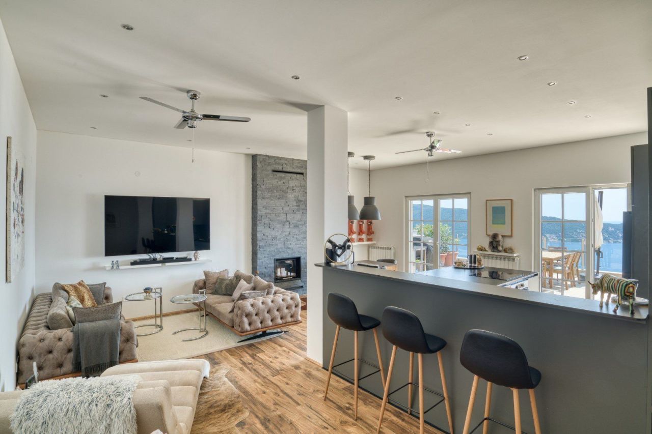 Дом в Херцег-Нови, Черногория, 230 м² - фото 11