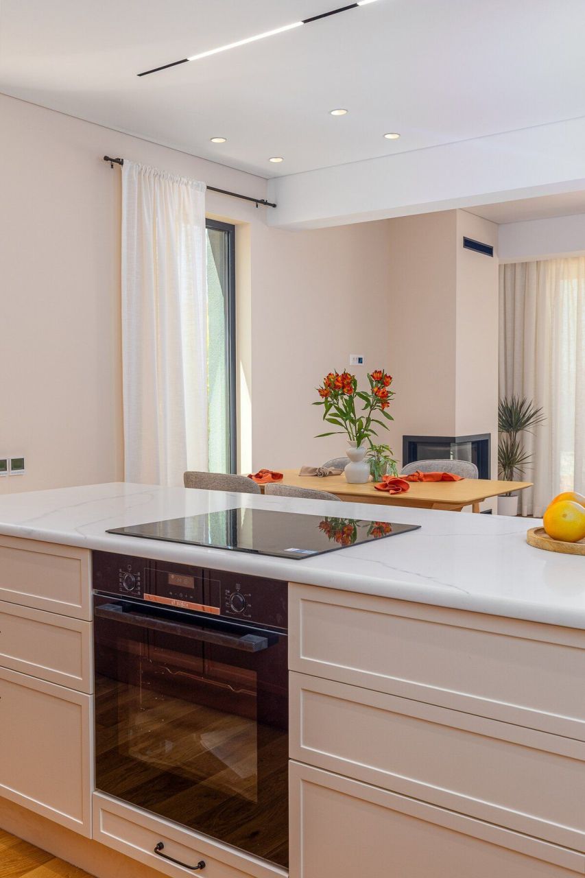 Дом в Тивате, Черногория, 140 м² - фото 12