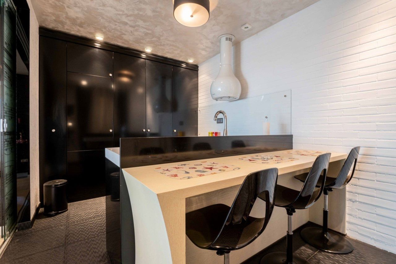 Апартаменты в Будве, Черногория, 177 м² - фото 13