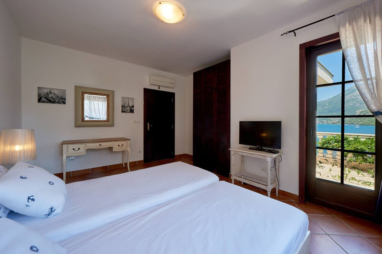 Вилла в Костанице, Черногория, 235 м² - фото 13