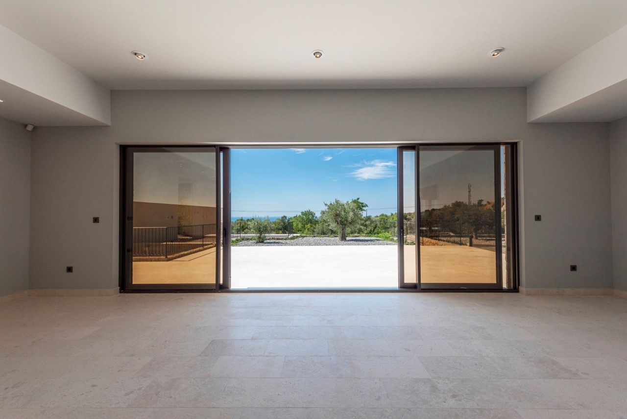 Вилла в Тивате, Черногория, 558 м² - фото 14