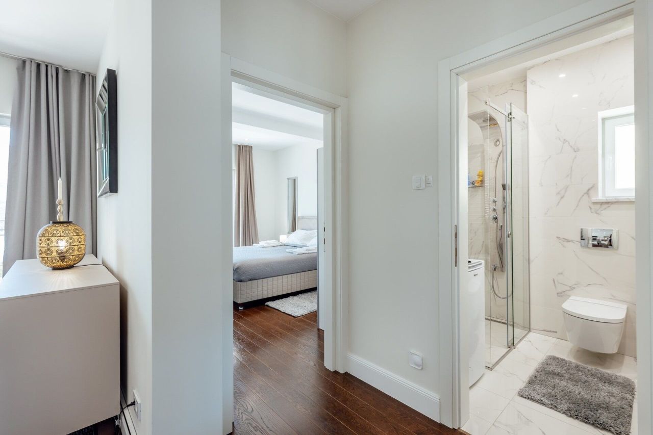 Апартаменты в Херцег-Нови, Черногория, 134 м² - фото 15