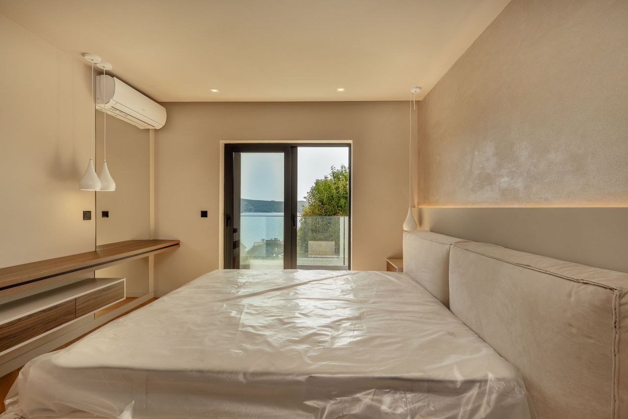 Апартаменты в Херцег-Нови, Черногория, 180 м² - фото 15