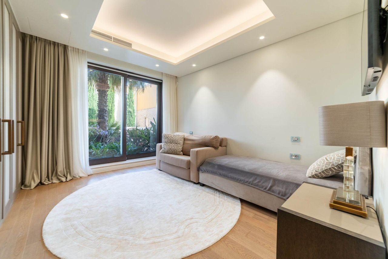 Апартаменты в Херцег-Нови, Черногория, 179 м² - фото 15