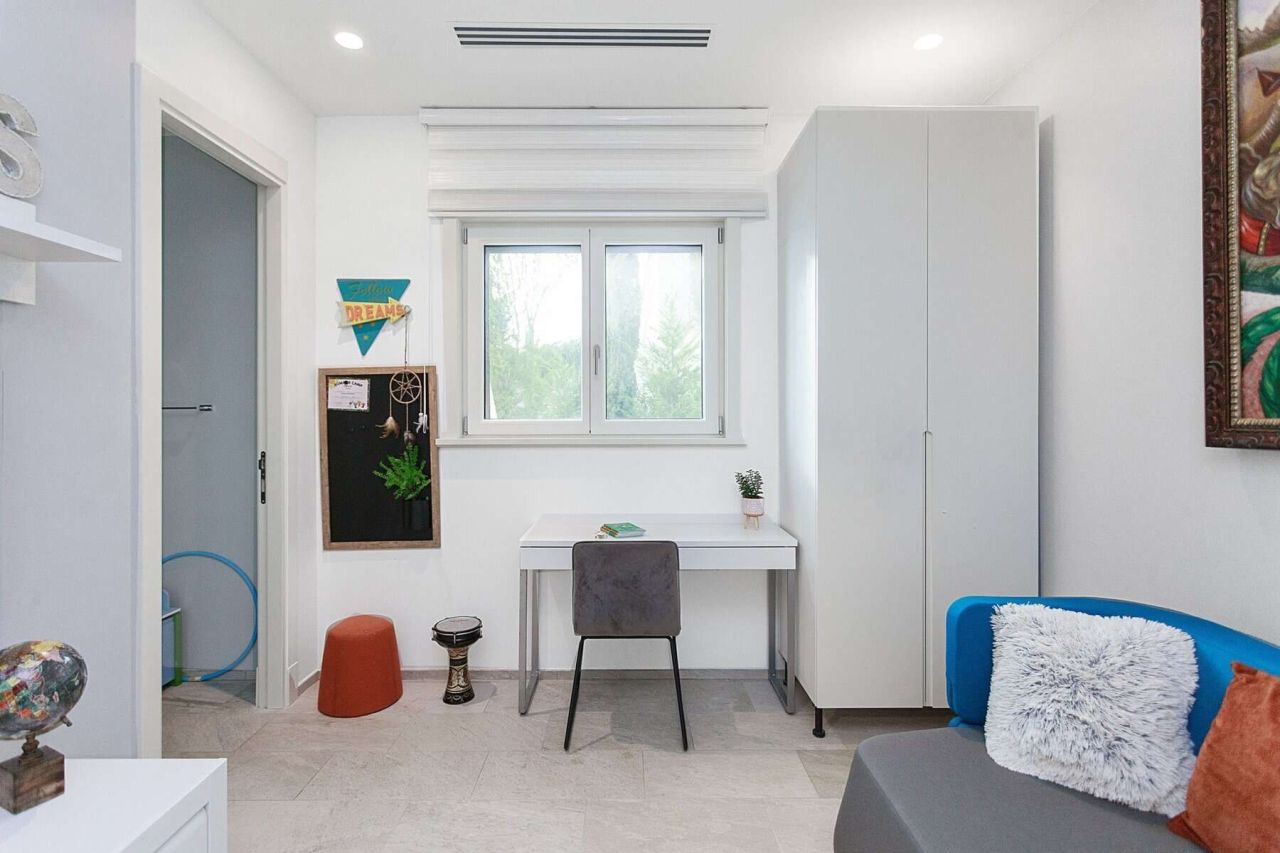 Дом на полуострове Луштица, Черногория, 130 м² - фото 15