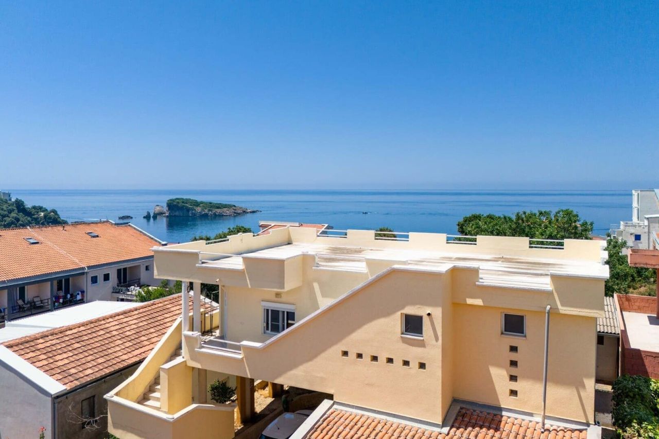 Дом в Баре, Черногория, 195 м² - фото 2