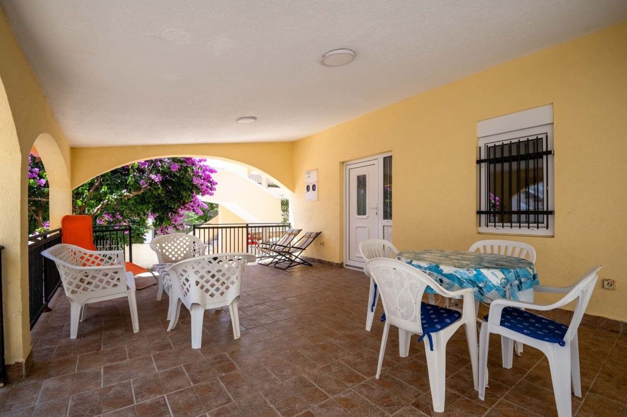 Дом в Баре, Черногория, 195 м² - фото 10