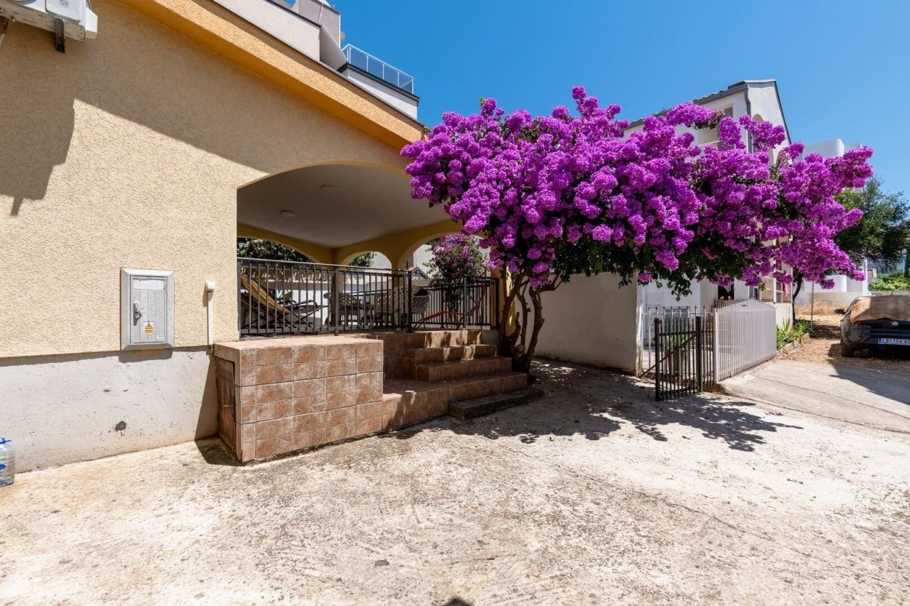 Дом в Баре, Черногория, 195 м² - фото 11