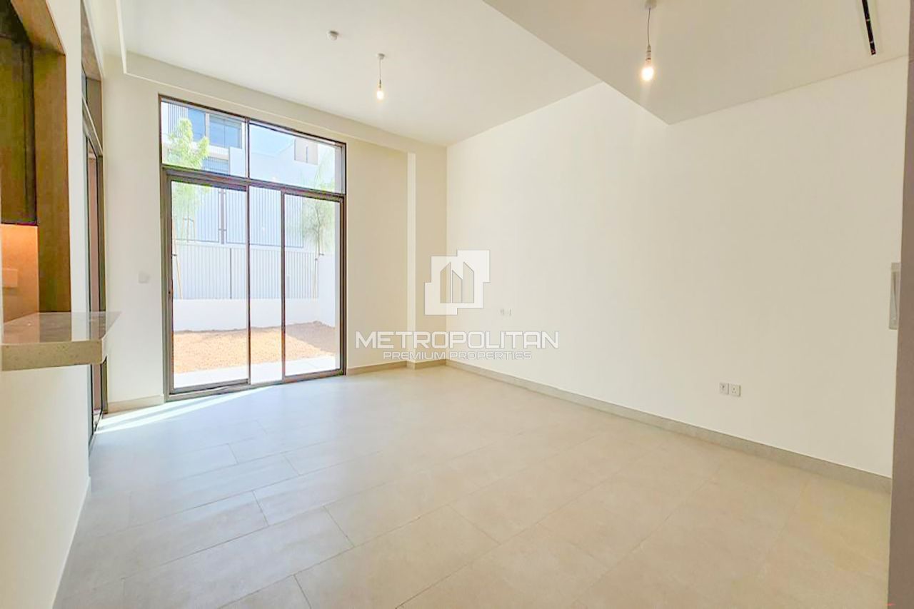 Вилла в Дубае, ОАЭ, 372 м² - фото 1