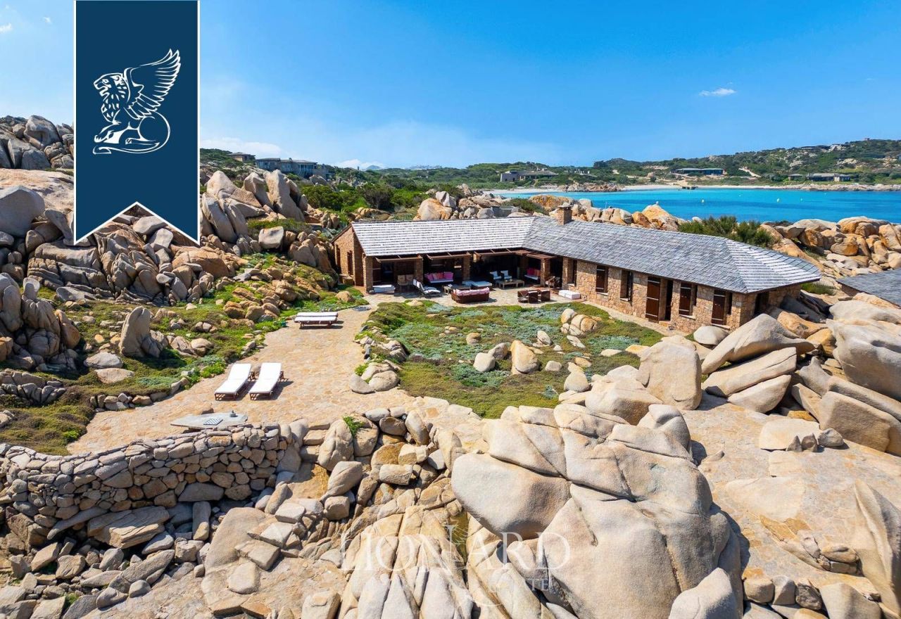 Вилла в Сассари, Италия, 250 м² - фото 8