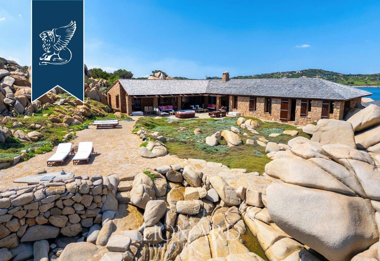 Вилла в Сассари, Италия, 250 м² - фото 9