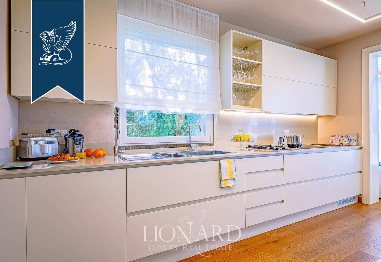 Вилла в Сан-Винченцо, Италия, 837 м² - фото 10