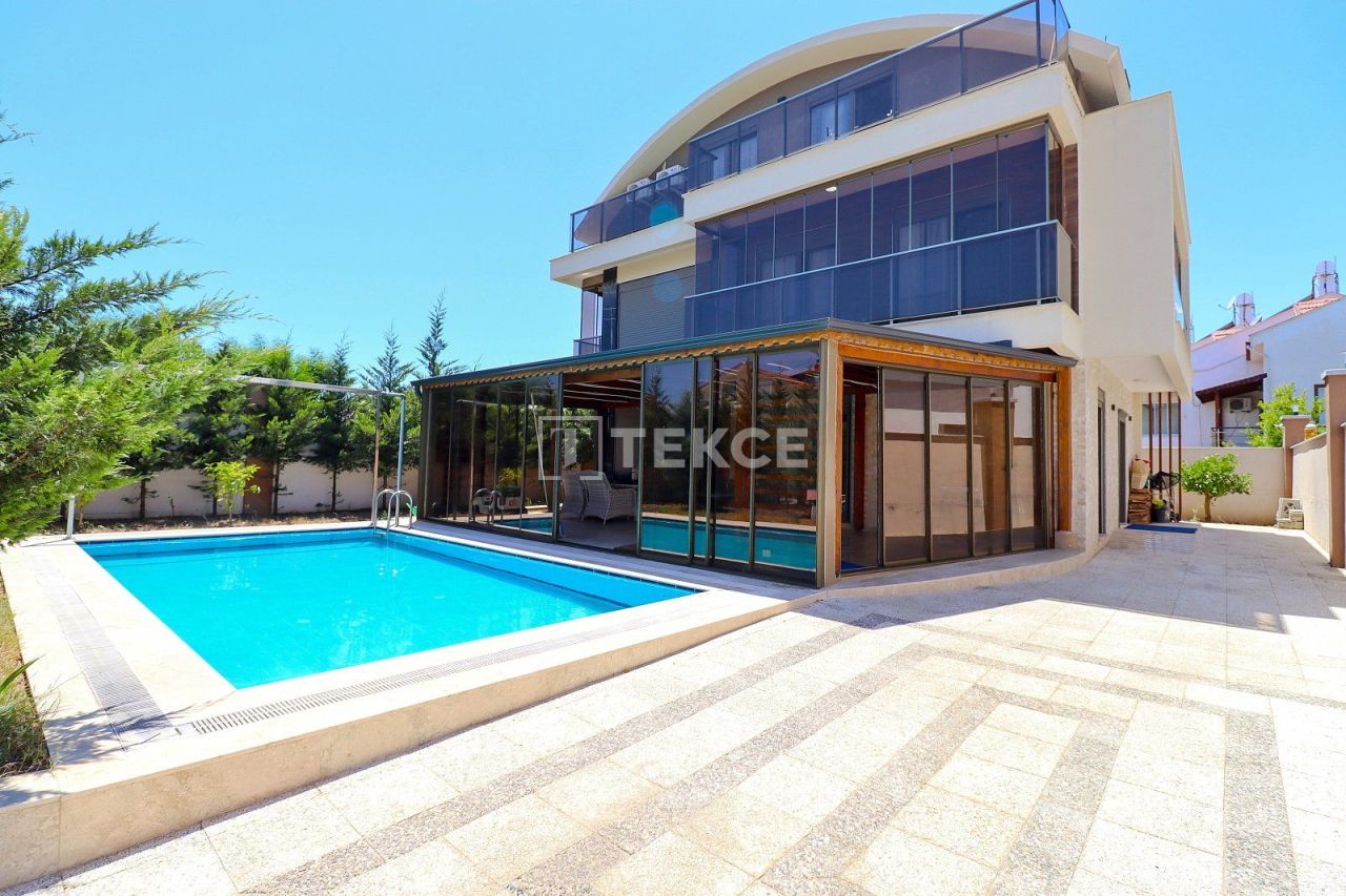Вилла в Белеке, Турция, 260 м² - фото 1