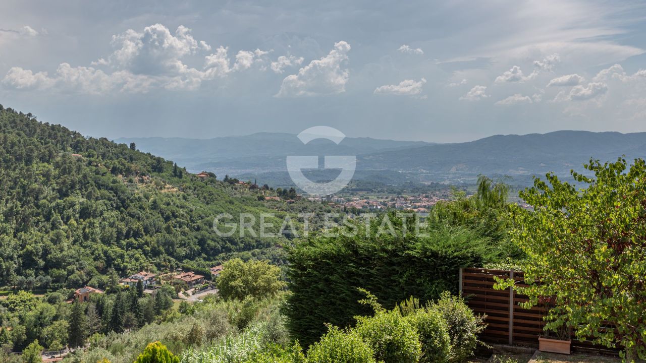 Дом в Реджелло, Италия, 393.25 м² - фото 18