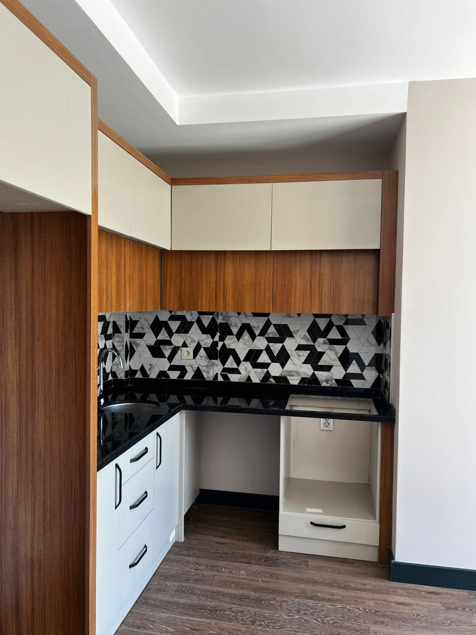 Квартира в Мерсине, Турция, 60 м² - фото 2