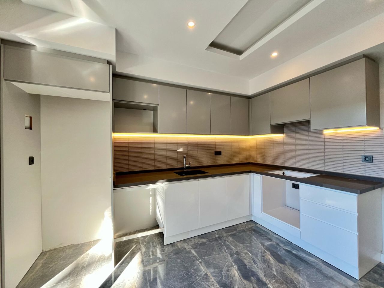 Квартира в Алании, Турция, 110 м² - фото 1