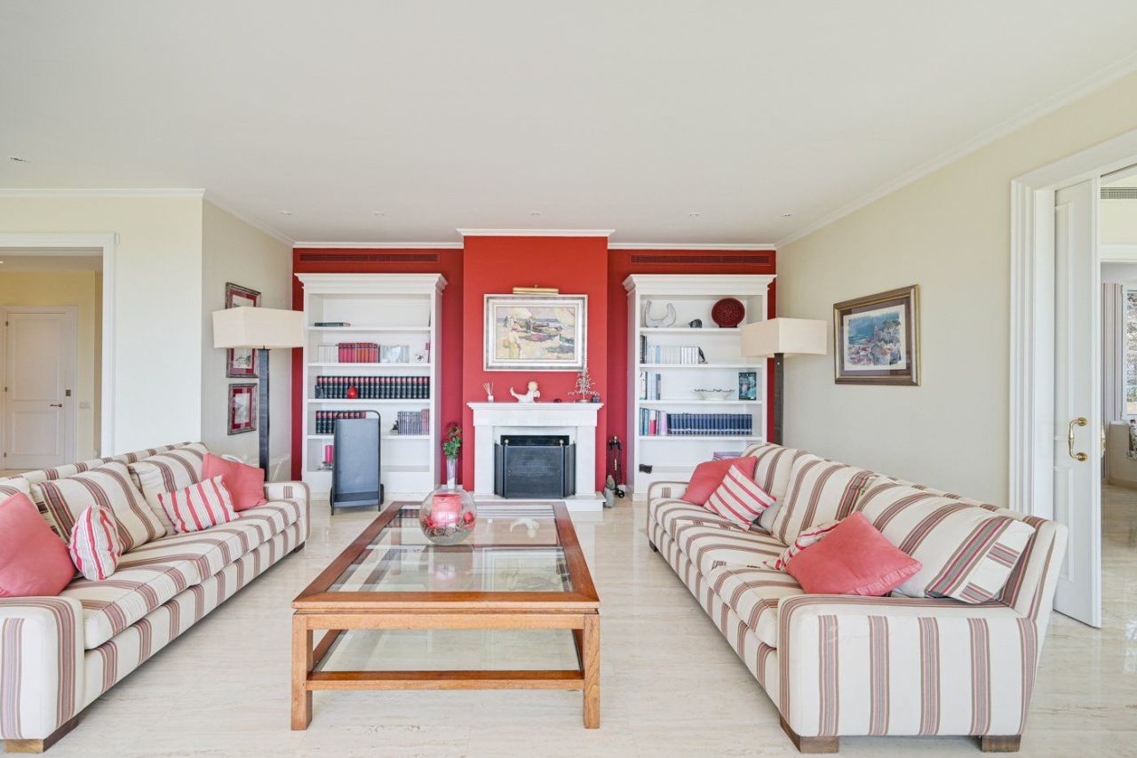 Дом на Коста-дель-Гарраф, Испания, 910 м² - фото 2