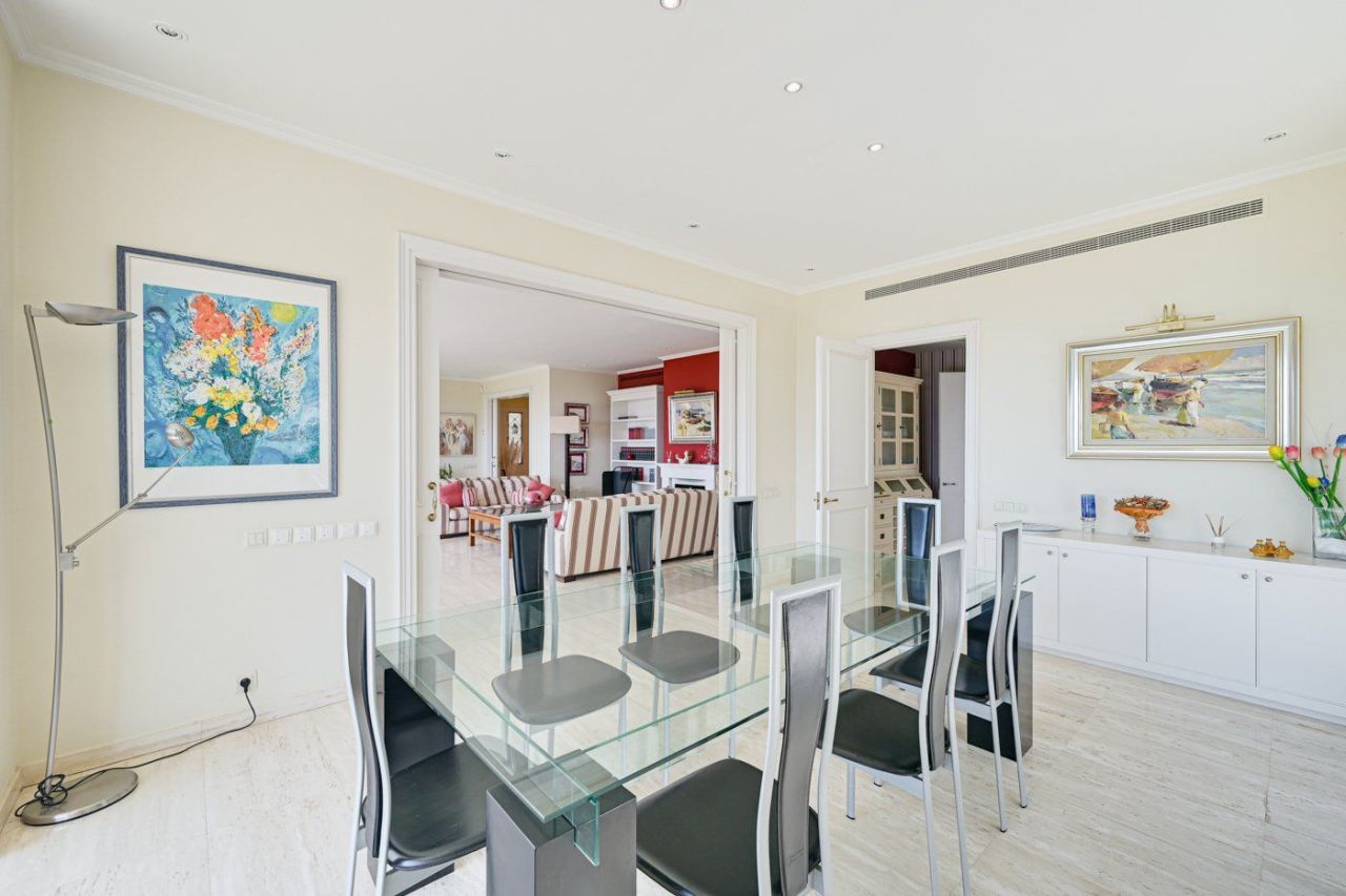 Дом на Коста-дель-Гарраф, Испания, 910 м² - фото 7