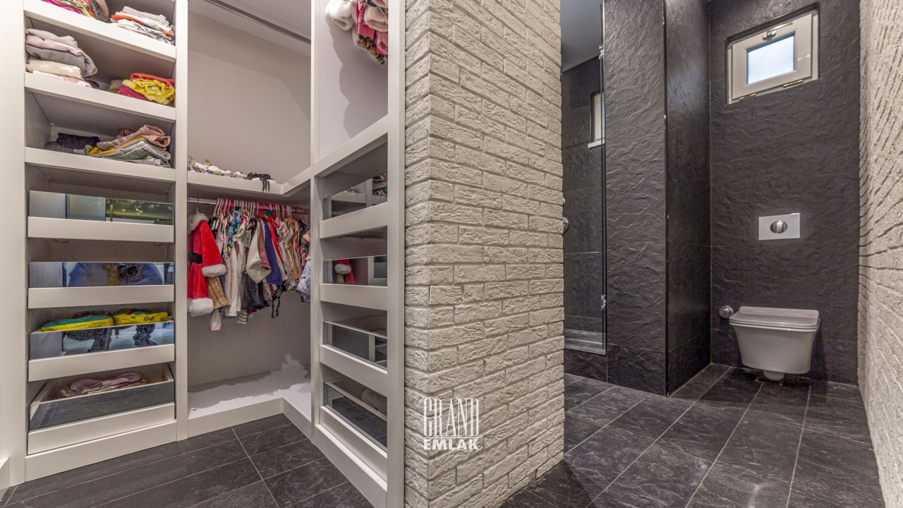 Вилла в Анталии, Турция, 350 м² - фото 18