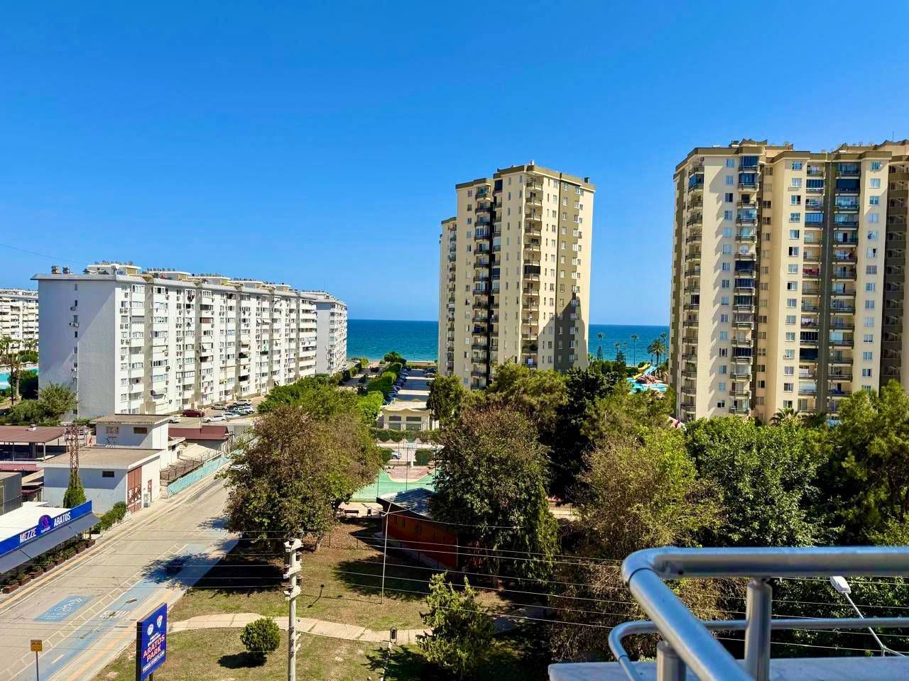 Квартира в Мерсине, Турция, 160 м² - фото 1