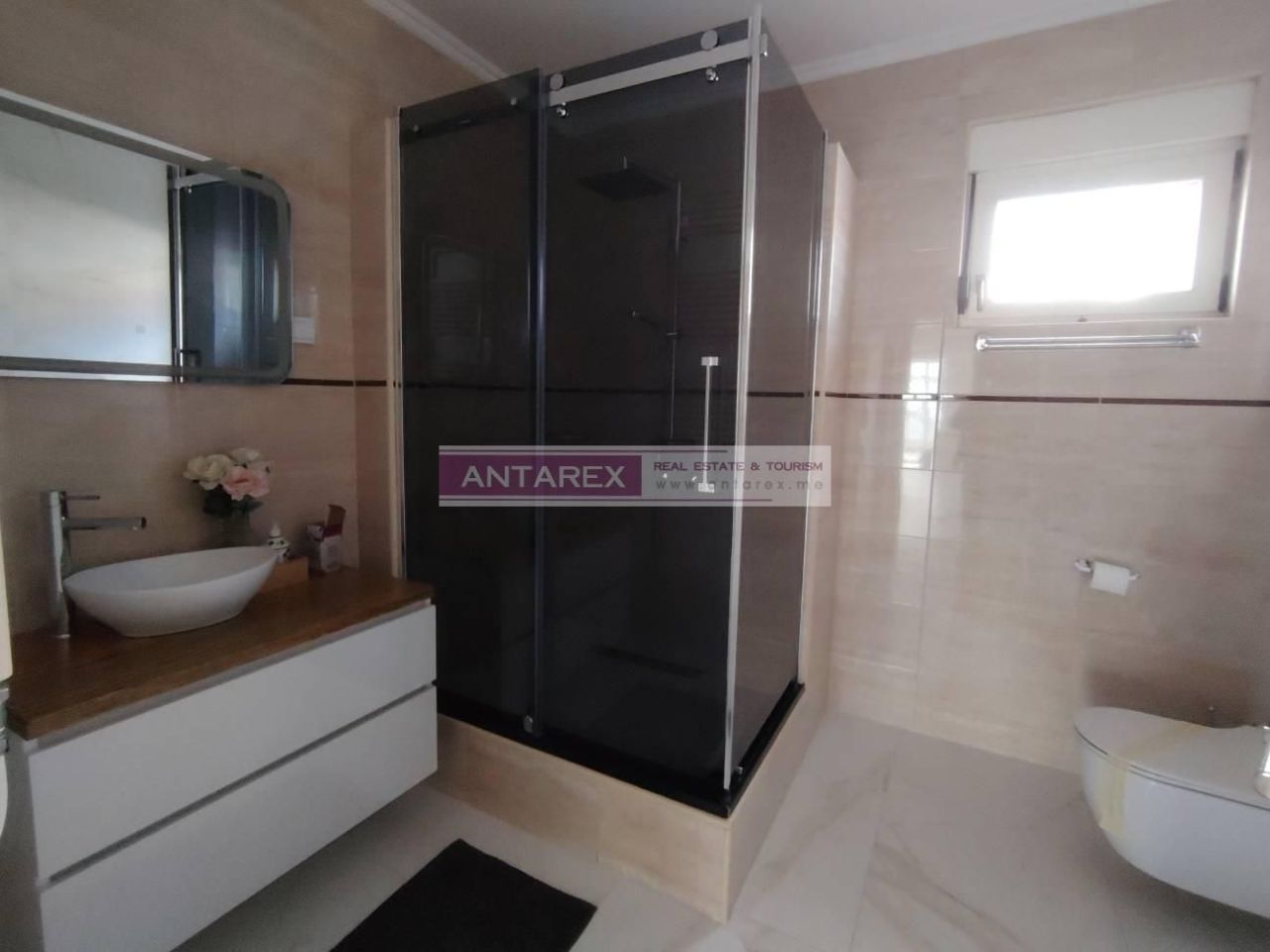 Апартаменты в Добра Воде, Черногория, 170 м² - фото 11