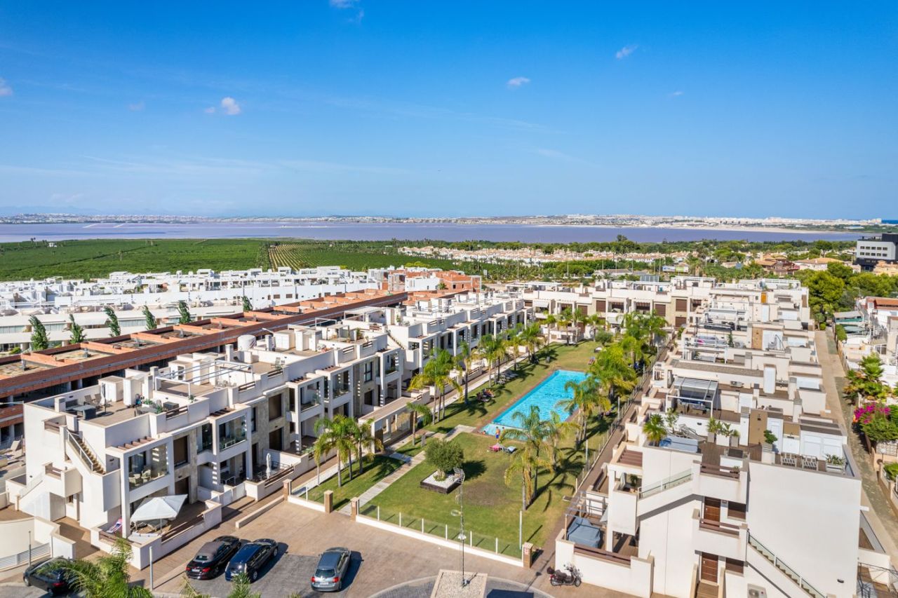 Пентхаус в Торревьехе, Испания, 70 м² - фото 1