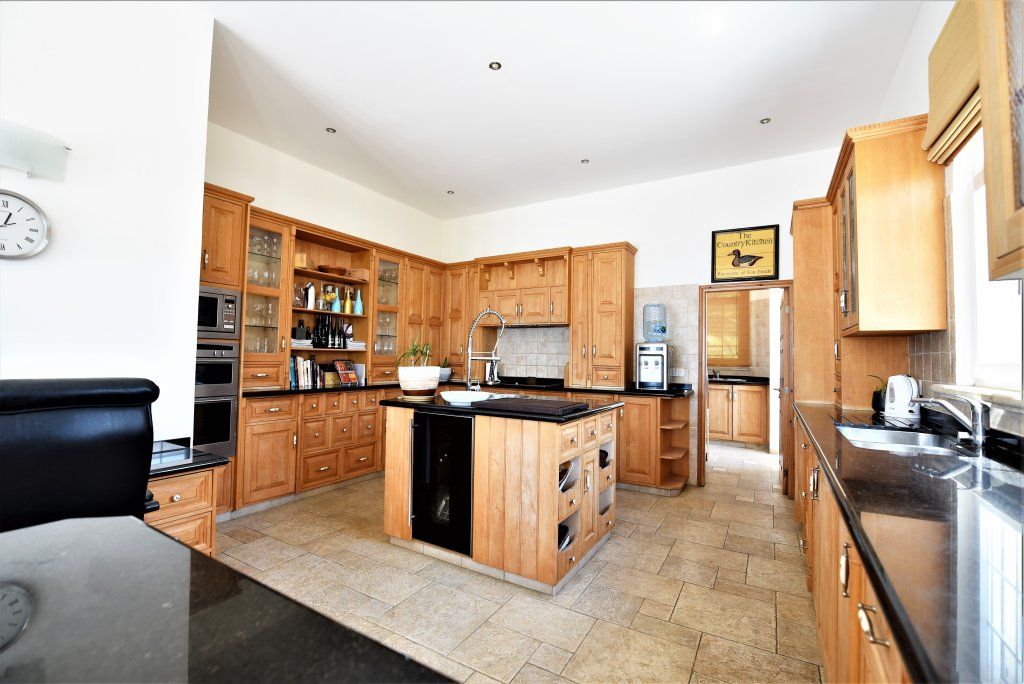 Квартира в Пафосе, Кипр, 545 м² - фото 9