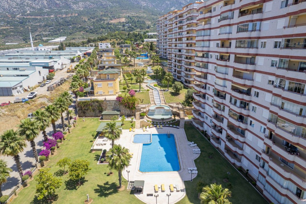 Квартира в Алании, Турция, 150 м² - фото 1