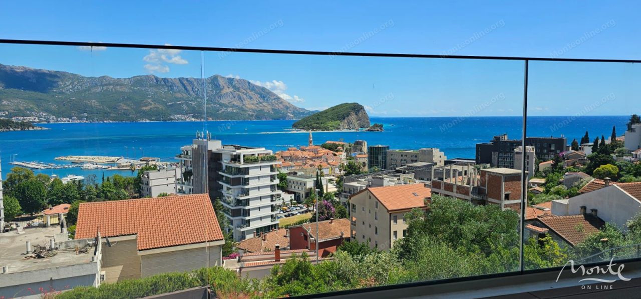 Квартира в Будве, Черногория, 124.19 м² - фото 1