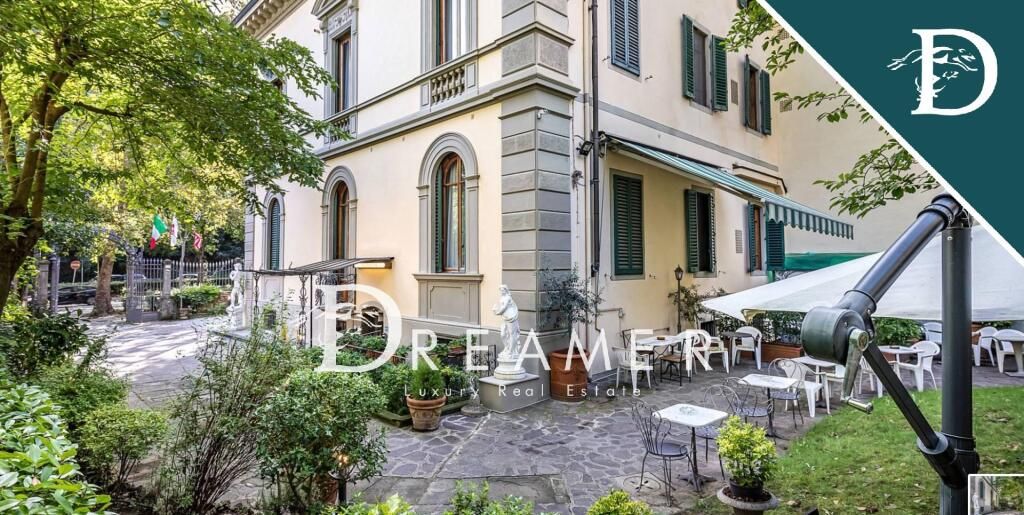 Вилла во Флоренции, Италия, 700.76 м² - фото 1