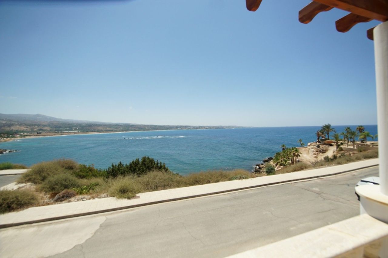 Вилла в Пафосе, Кипр, 220 м² - фото 2