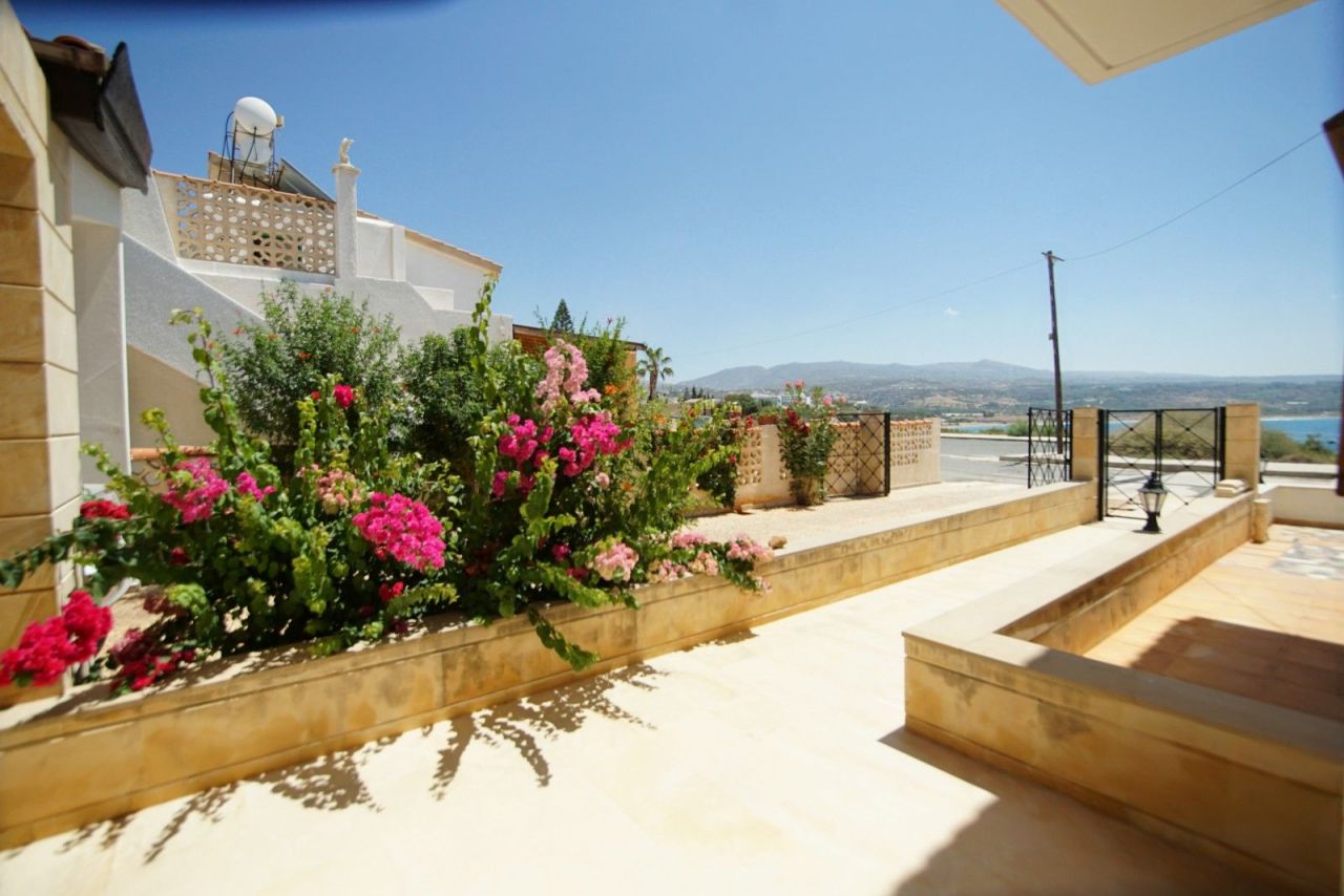 Вилла в Пафосе, Кипр, 220 м² - фото 14